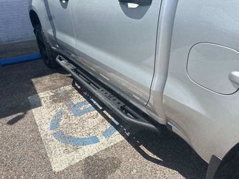 Used 2021 Chevrolet Silverado 1500 LT Trail Boss w/ Convenience Package II image 9