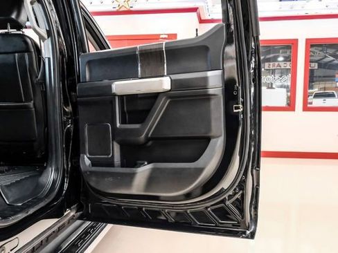 Used 2021 Ford F250 Lariat w/ Lariat Value Package image 41