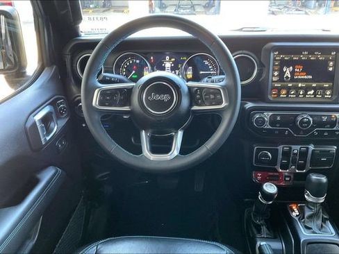 Used 2023 Jeep Wrangler Unlimited Rubicon 4xe w/ Safety Group AWD/4WD image 4