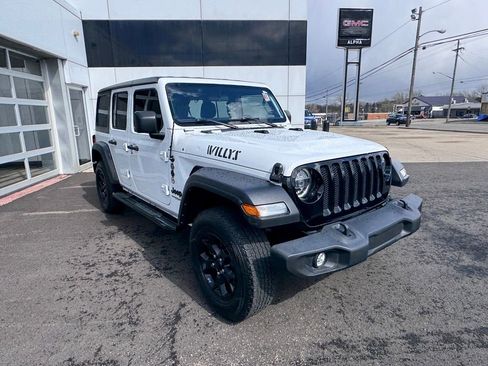 Used 2022 Jeep Wrangler Unlimited Sport image 9