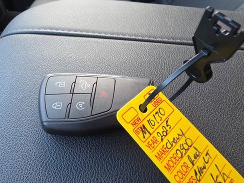 Used 2025 Chevrolet Silverado 2500 LT w/ Trail Boss Package image 49