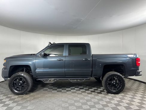 Used 2017 Chevrolet Silverado 1500 LT w/ All Star Edition AWD/4WD image 2