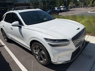 Used 2025 Genesis Electrified GV70 w/ Prestige Package AWD/4WD video 1
