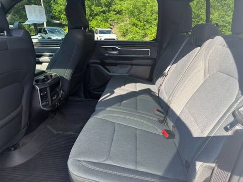 Used 2022 RAM 1500 Big Horn AWD/4WD image 16