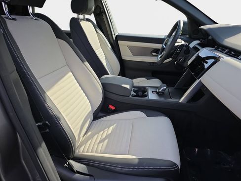 Certified 2024 Land Rover Discovery Sport Dynamic SE AWD/4WD image 10