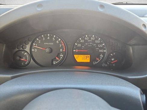 Used 2011 Nissan Frontier SV w/ SV Premium Utility Pkg image 10