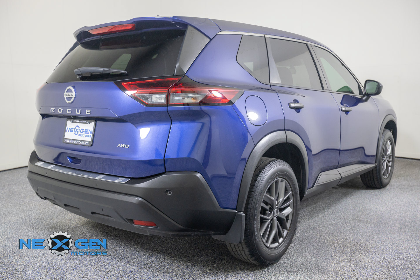 Used 2021 Nissan Rogue S AWD/4WD image 42