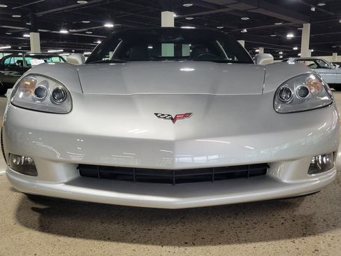 Used 2013 Chevrolet Corvette Coupe w/ 3LT Preferred Equipment Group RWD image 4