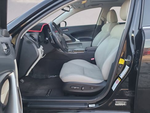 Used 2013 Lexus IS 250 image 11