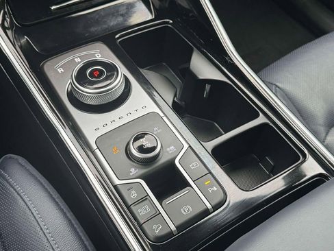 Used 2023 Kia Sorento SX Prestige w/ Panoramic Sunroof Package image 30