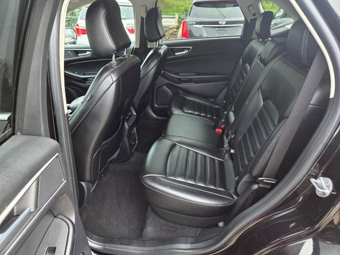 Used 2022 Ford Edge SEL AWD/4WD image 16