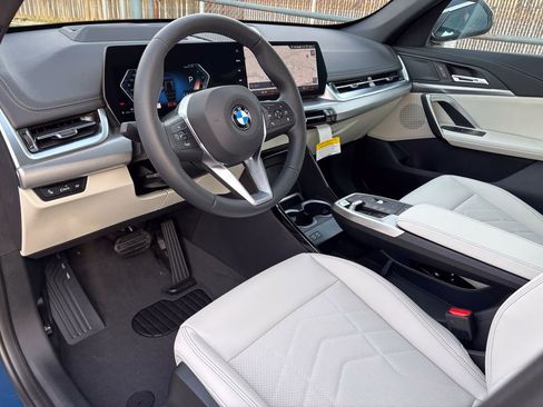 New 2026 BMW X1 xDrive28i w/ Technology Package image 11