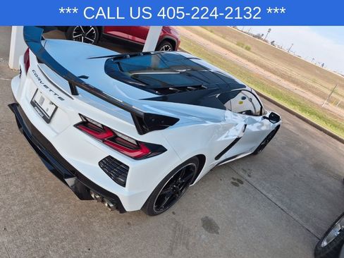 Used 2022 Chevrolet Corvette Stingray Coupe w/ 1LT image 11