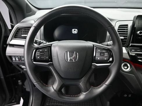 Certified 2025 Honda Odyssey Sport-L image 22