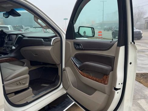 Used 2015 Chevrolet Tahoe LTZ image 13