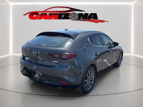Used 2019 MAZDA MAZDA3 Hatchback w/ Preferred Package FWD image 6