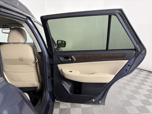 Used 2015 Subaru Outback 3.6R Limited w/ Popular Package #4 image 27