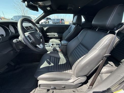 Used 2014 Dodge Challenger R/T Plus image 18