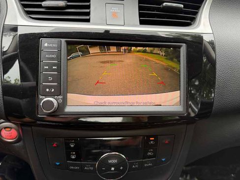 Used 2019 Nissan Sentra SV FWD image 15