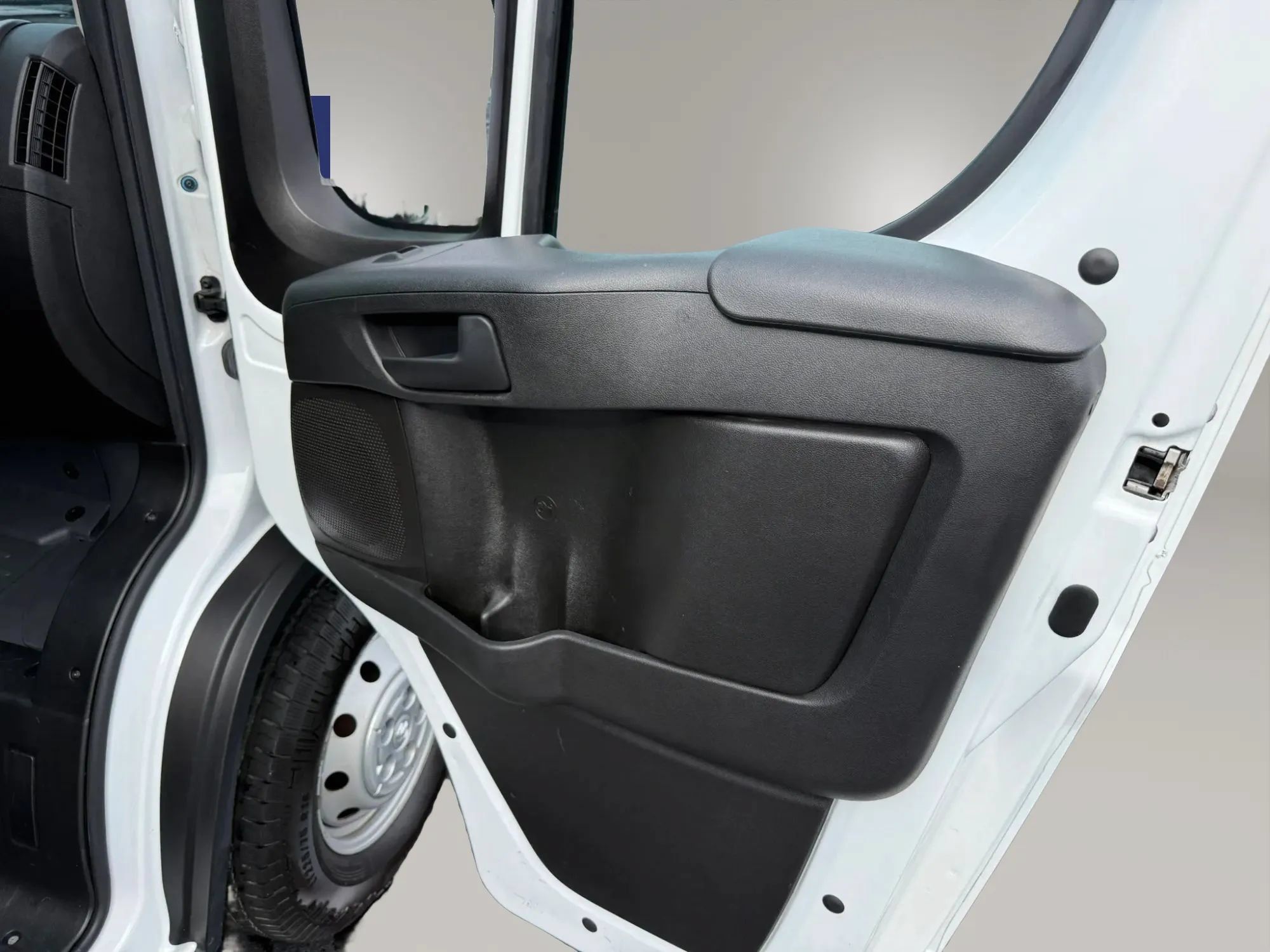 Used 2023 RAM ProMaster 1500 FWD image 28