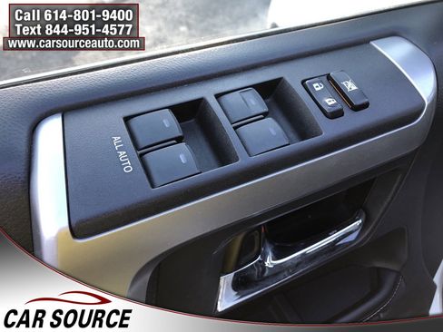 Used 2018 Toyota 4Runner Limited image 17