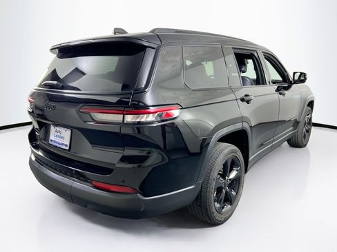 Used 2023 Jeep Grand Cherokee L Laredo AWD/4WD image 5