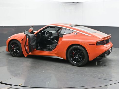 Used 2024 Nissan Z Performance w/ Heritage Edition RWD image 60