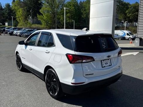 Used 2023 Chevrolet Equinox LS w/ LS Convenience Package AWD/4WD image 8
