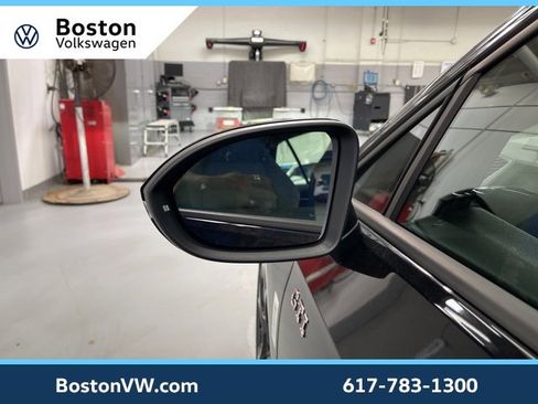 New 2025 Volkswagen GTI Autobahn image 8