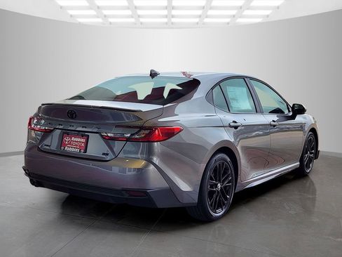 New 2026 Toyota Camry SE image 3