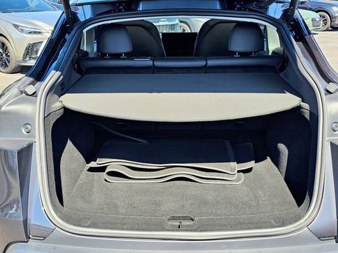 Used 2026 Tesla Model Y Premium image 11