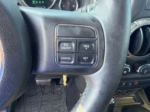 Used 2016 Jeep Wrangler Sport w/ Connectivity Group AWD/4WD image 26