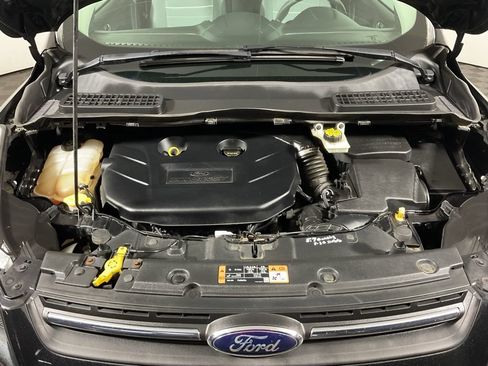 Used 2015 Ford Escape SE AWD/4WD image 35