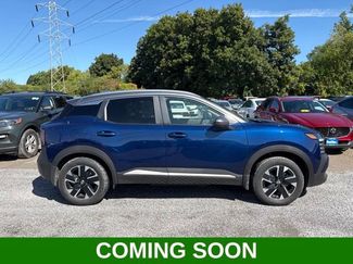 Used 2025 Nissan Kicks SV w/ SV Premium Package AWD/4WD video 1