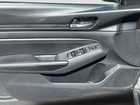 Used 2020 Nissan Altima 2.5 S image 17