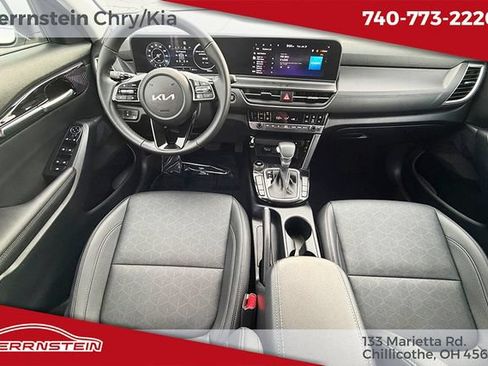 Used 2024 Kia Seltos EX FWD image 10