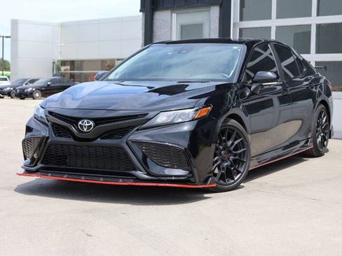 Used 2023 Toyota Camry TRD w/ TRD Package w/JBL Audio FWD image 3