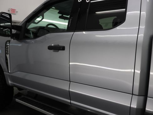 Used 2024 Ford F250 XLT w/ FX4 Off-Road Package AWD/4WD image 31