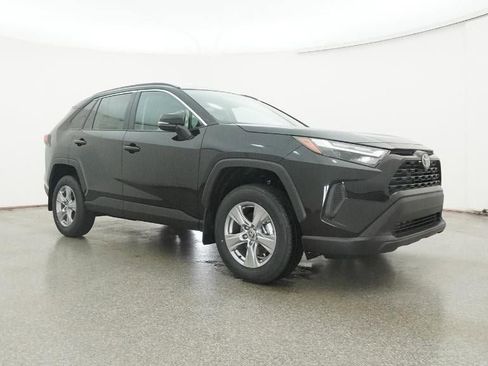 New 2025 Toyota RAV4 XLE image 21