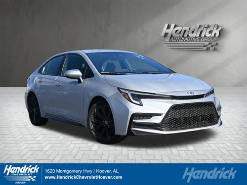 Used 2024 Toyota Corolla SE image 1