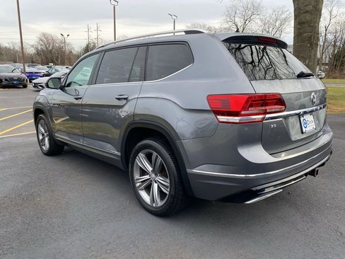 Used 2019 Volkswagen Atlas SE w/ Towing Package image 8