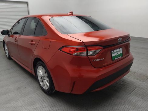 Used 2021 Toyota Corolla LE w/ LE Convenience Package FWD image 5