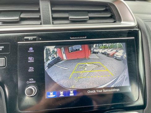 Used 2020 Honda Fit EX image 19
