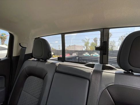 Used 2016 Chevrolet Colorado Z71 RWD image 31