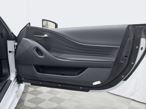 Used 2021 Lexus LC 500 Convertible w/ Touring Package RWD image 31