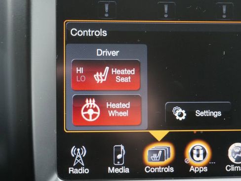 Used 2014 Jeep Cherokee Latitude w/ Cold Weather Group image 27