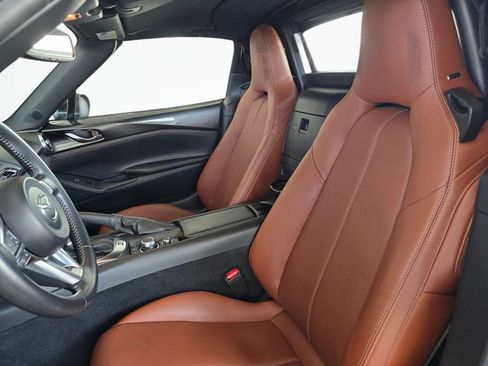 Used 2023 MAZDA MX-5 Miata Grand Touring RWD image 19