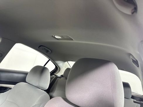 Used 2014 Chevrolet Cruze LT image 12