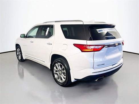 Used 2018 Chevrolet Traverse Premier w/ Driver Confidence II Package image 5