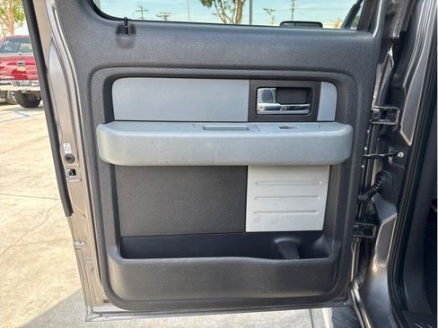 Used 2014 Ford F150 XLT w/ Equipment Group 302A Luxury AWD/4WD image 17